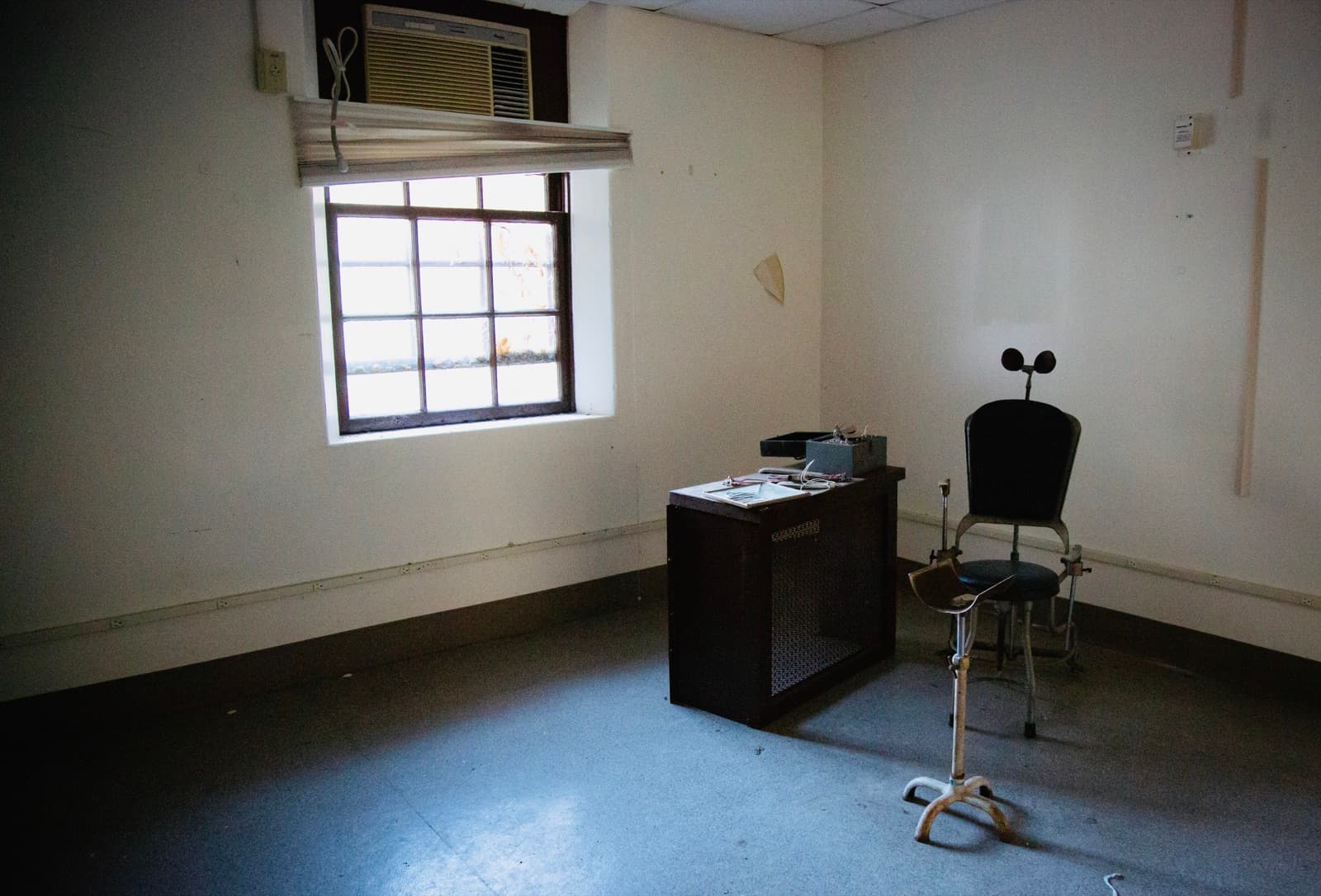 Emmaus Asylum, photograph 6