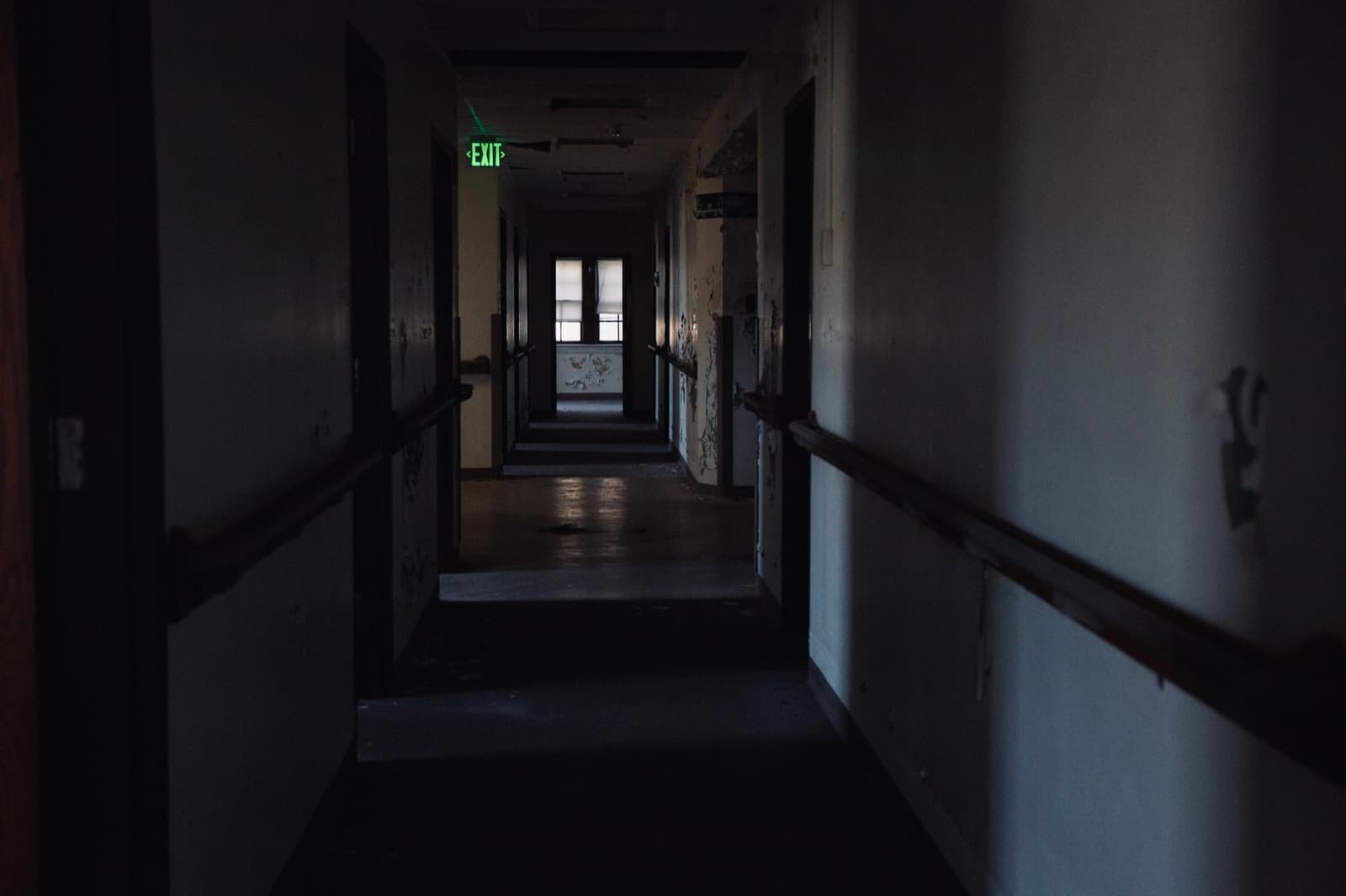 Emmaus Asylum, photograph 8