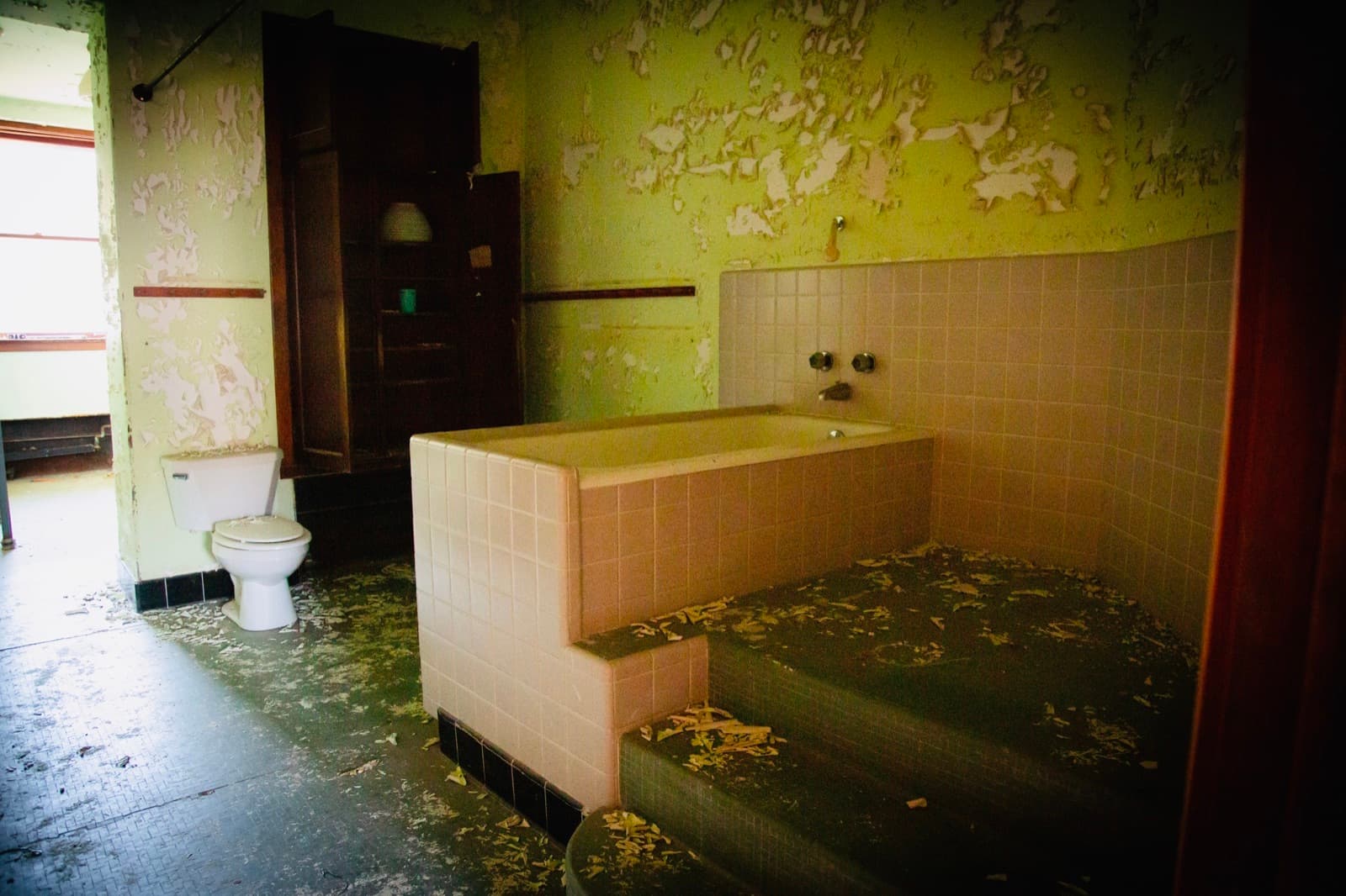 Emmaus Asylum, photograph 10