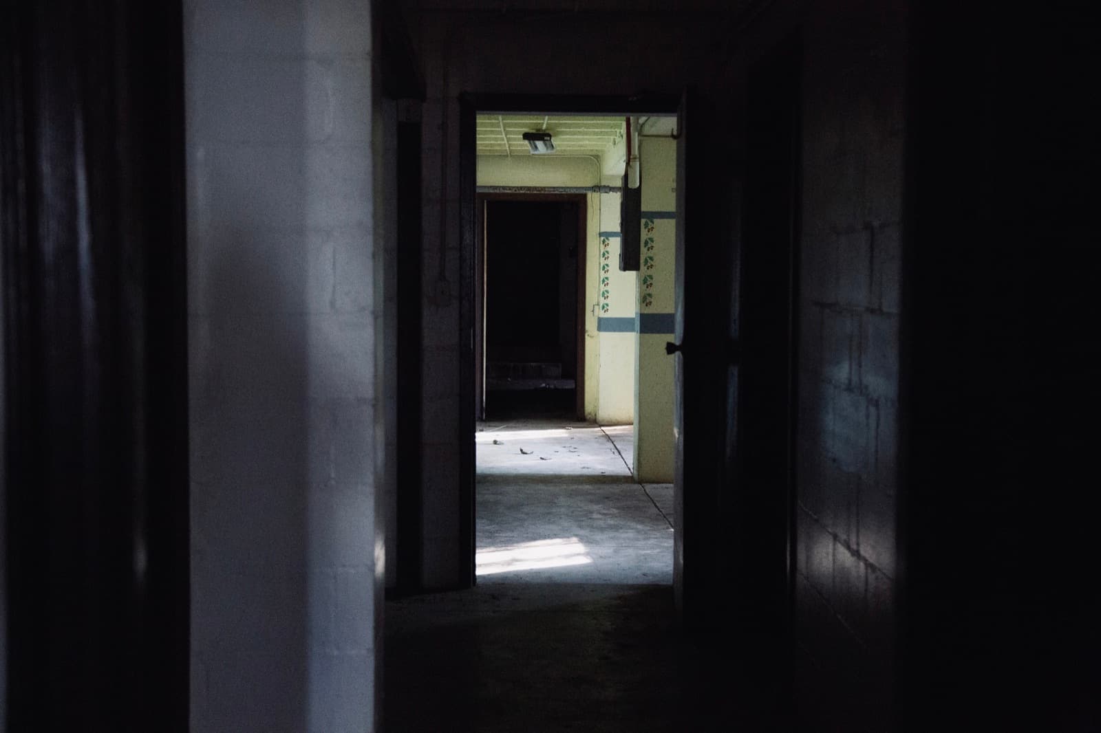 Emmaus Asylum, photograph 19